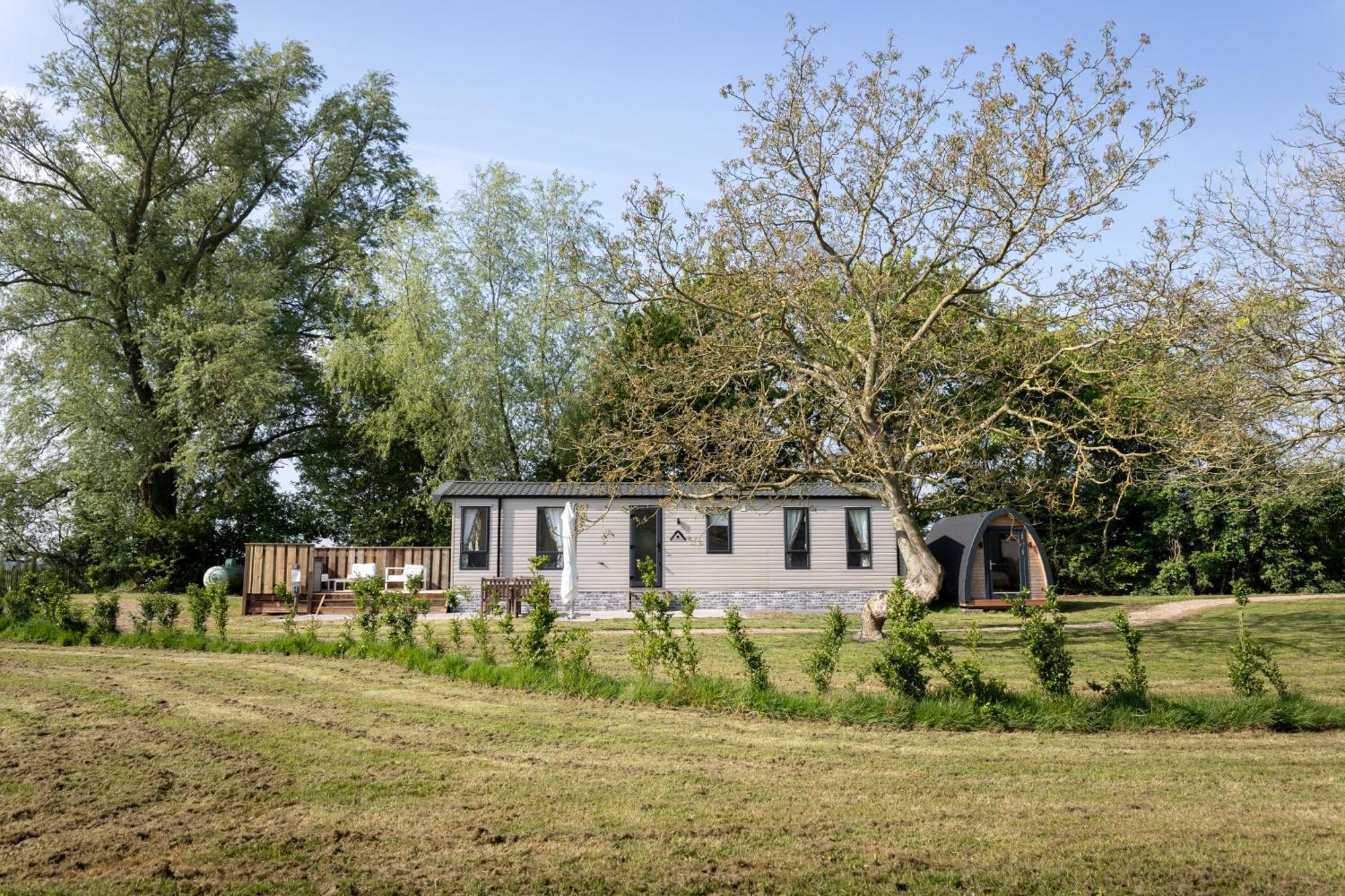Hof Nieuwerkerk Chalet 1 アルネマイデン エクステリア 写真