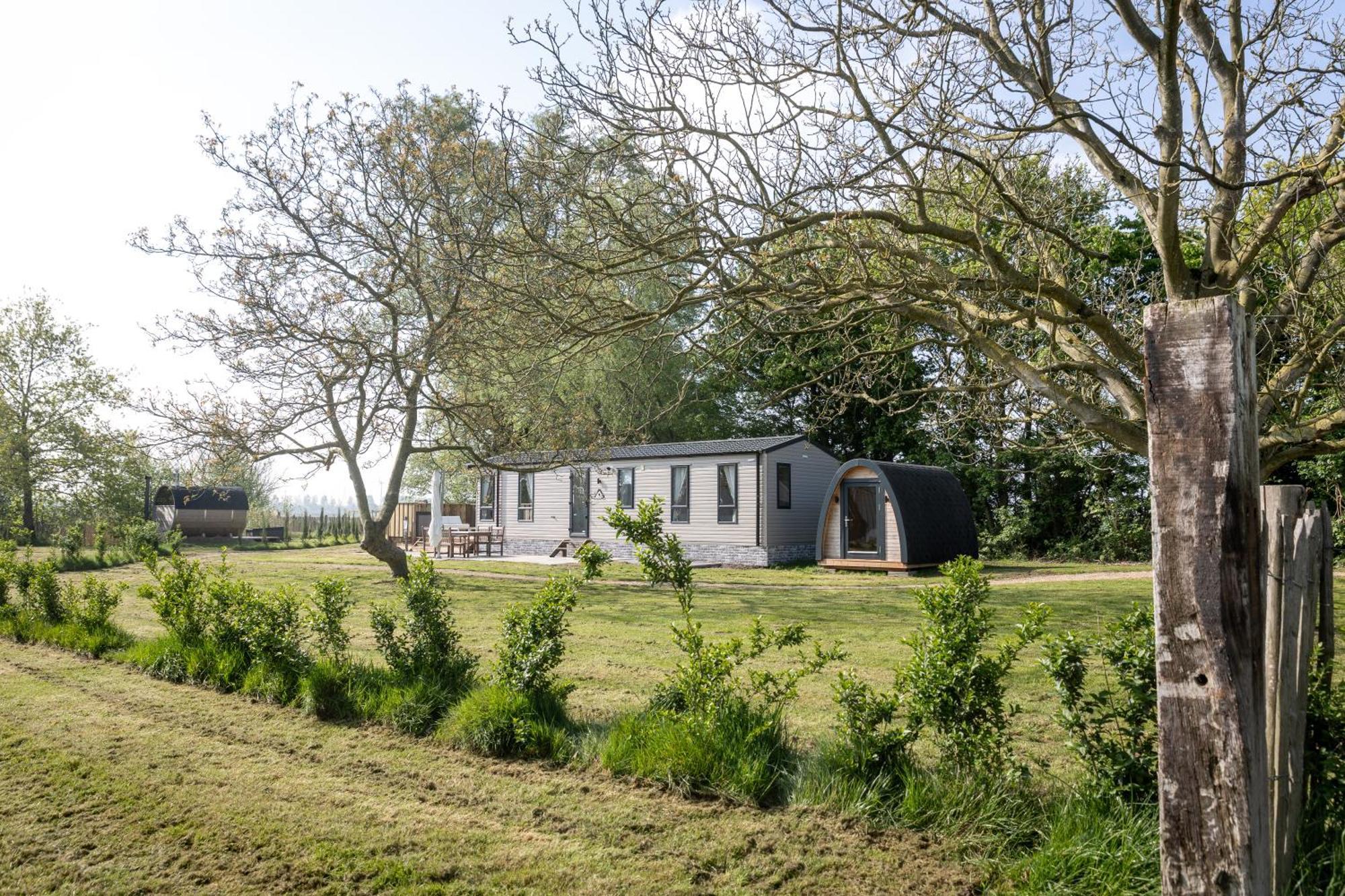 Hof Nieuwerkerk Chalet 1 アルネマイデン エクステリア 写真